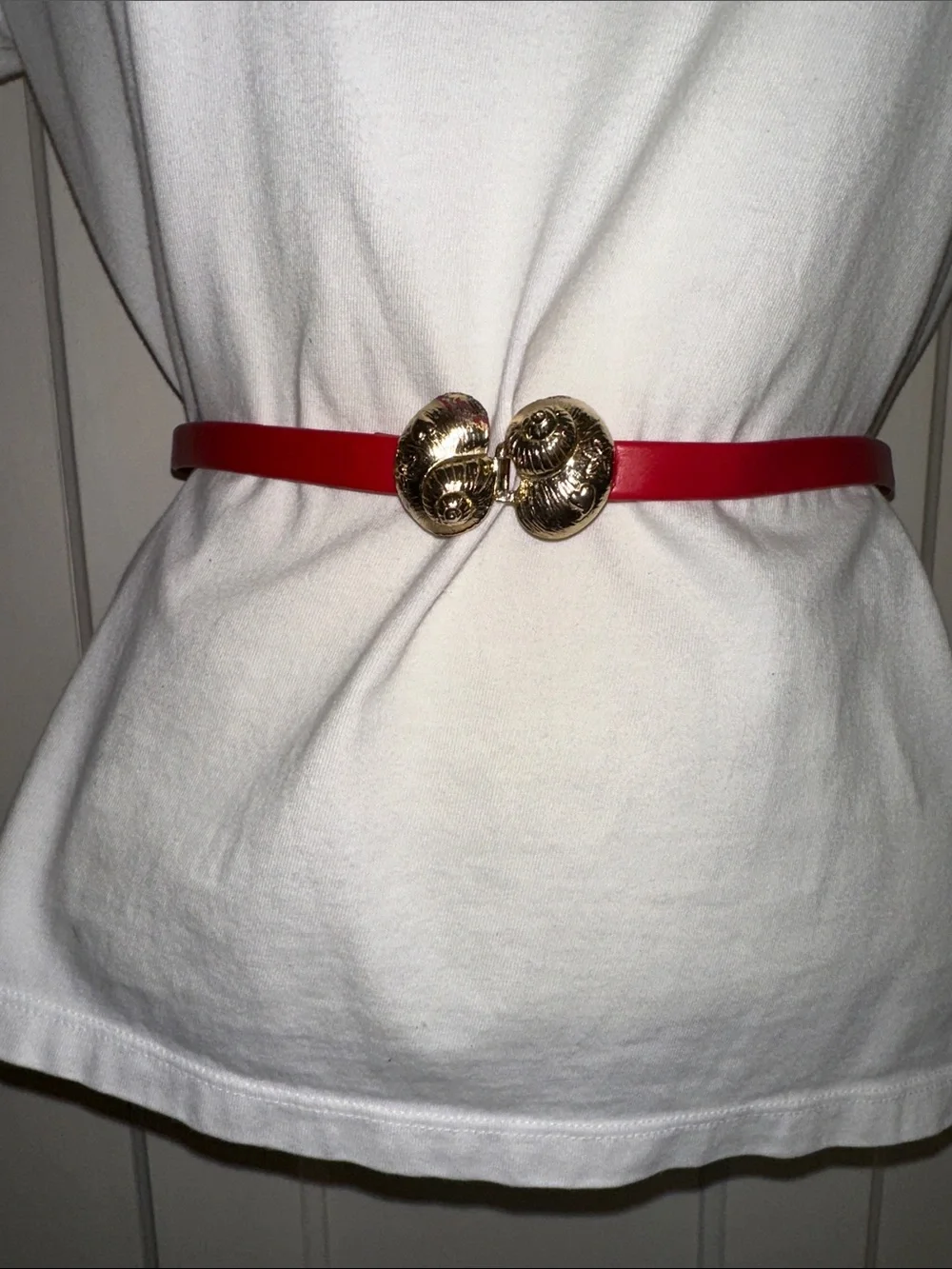 Vintage 80s Thin‎ Red Leather Belt with Gold Shell Buckle